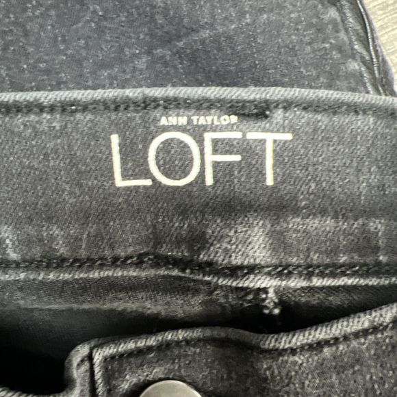 Loft Jeans Women's Modern Skinny Ankle Black Zip Ankle Size 27/4 - Picture 9 of 16